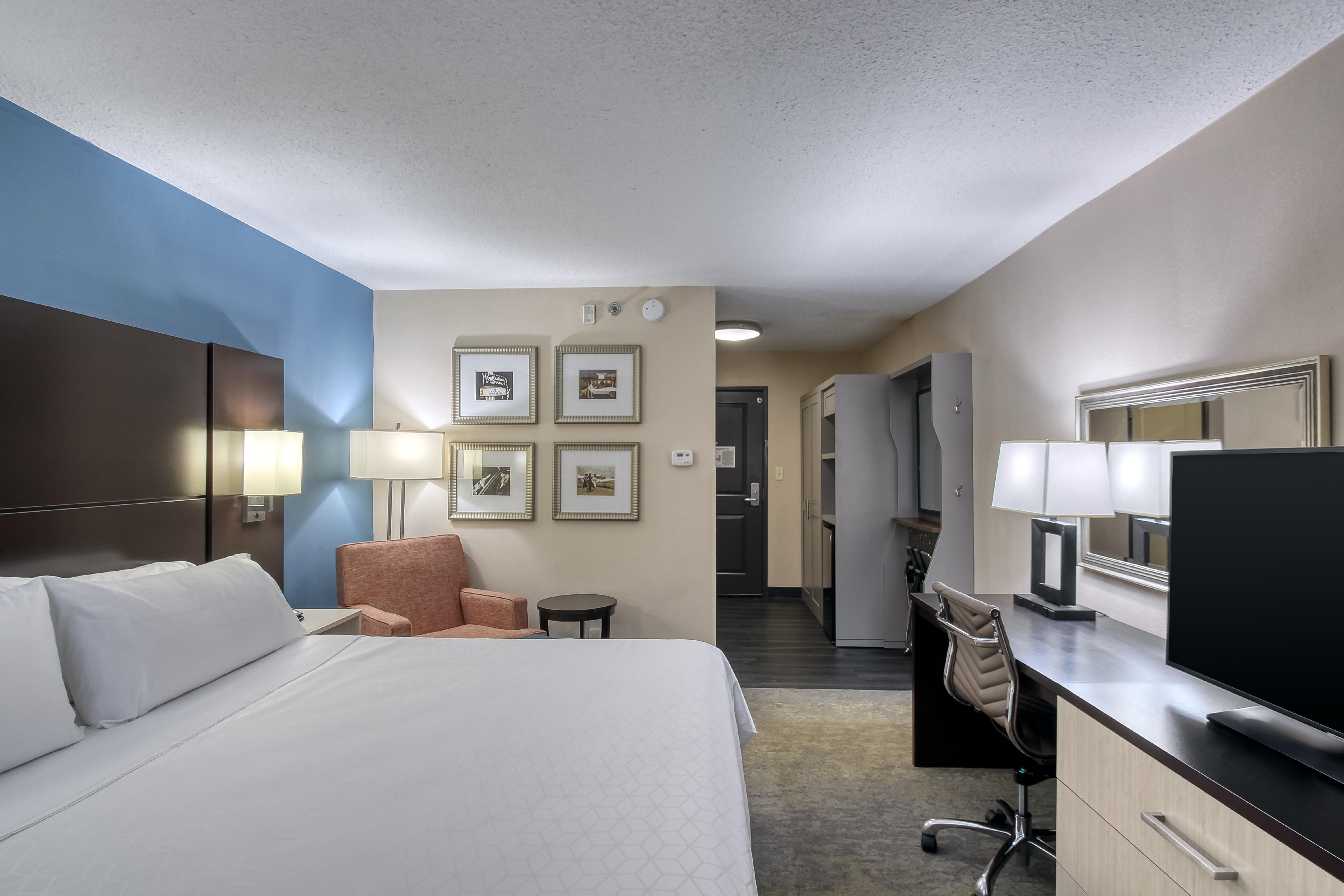 & Atlanta Airport North By Ihg Hotel