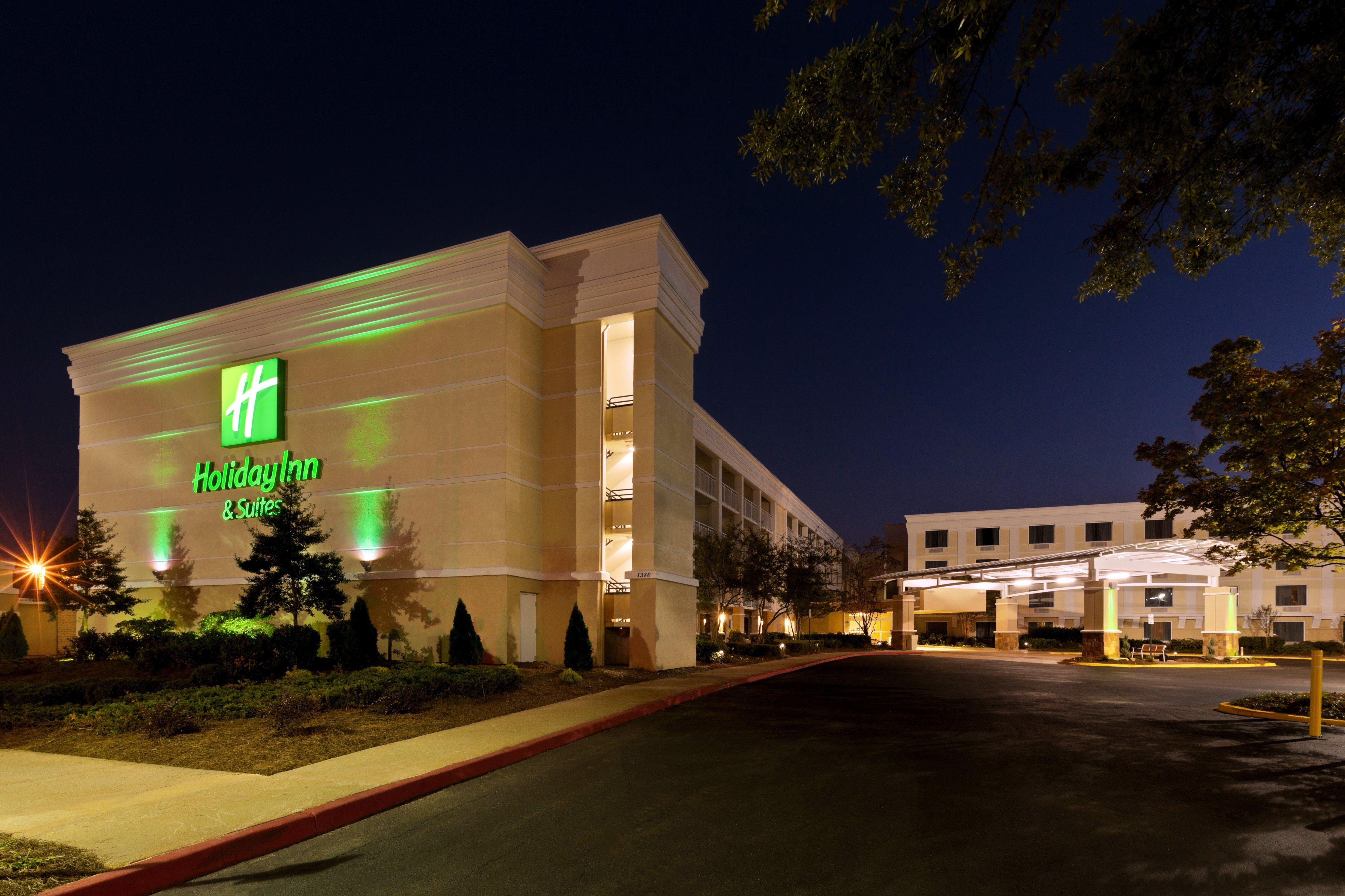 & Atlanta Airport North By Ihg Hotel 4*