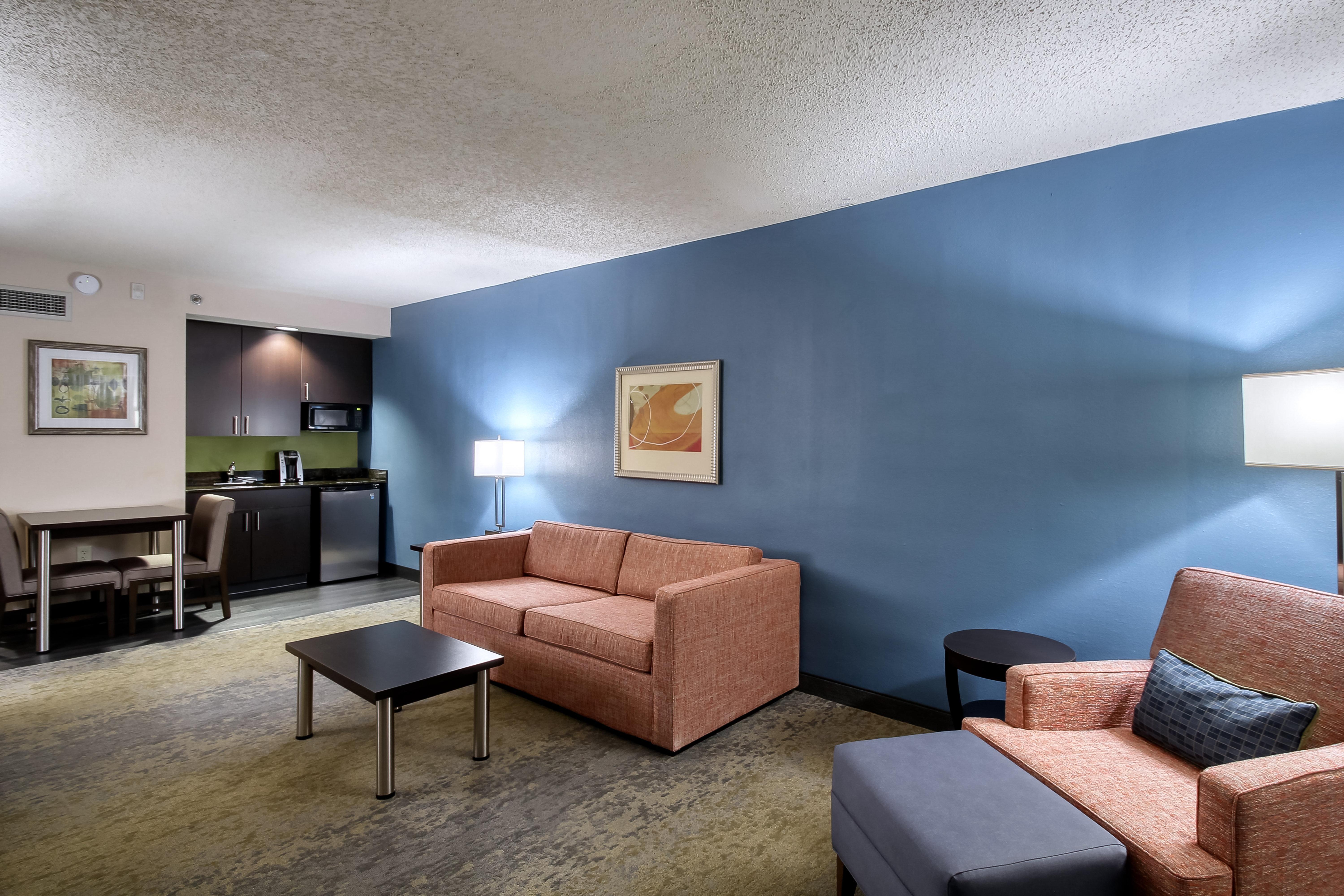 & Atlanta Airport North By Ihg Hotel 4*
