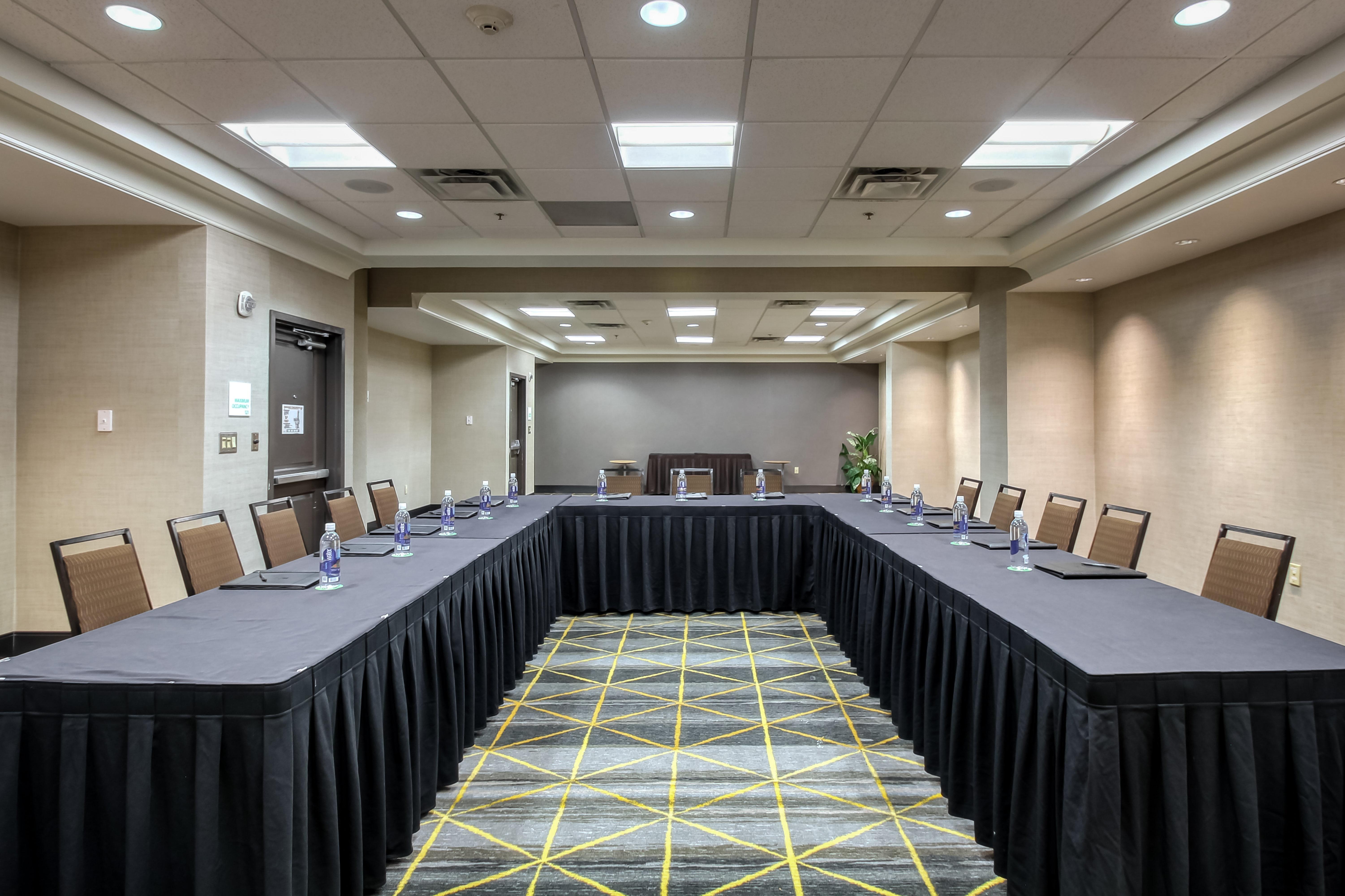 & Atlanta Airport North By Ihg 4*